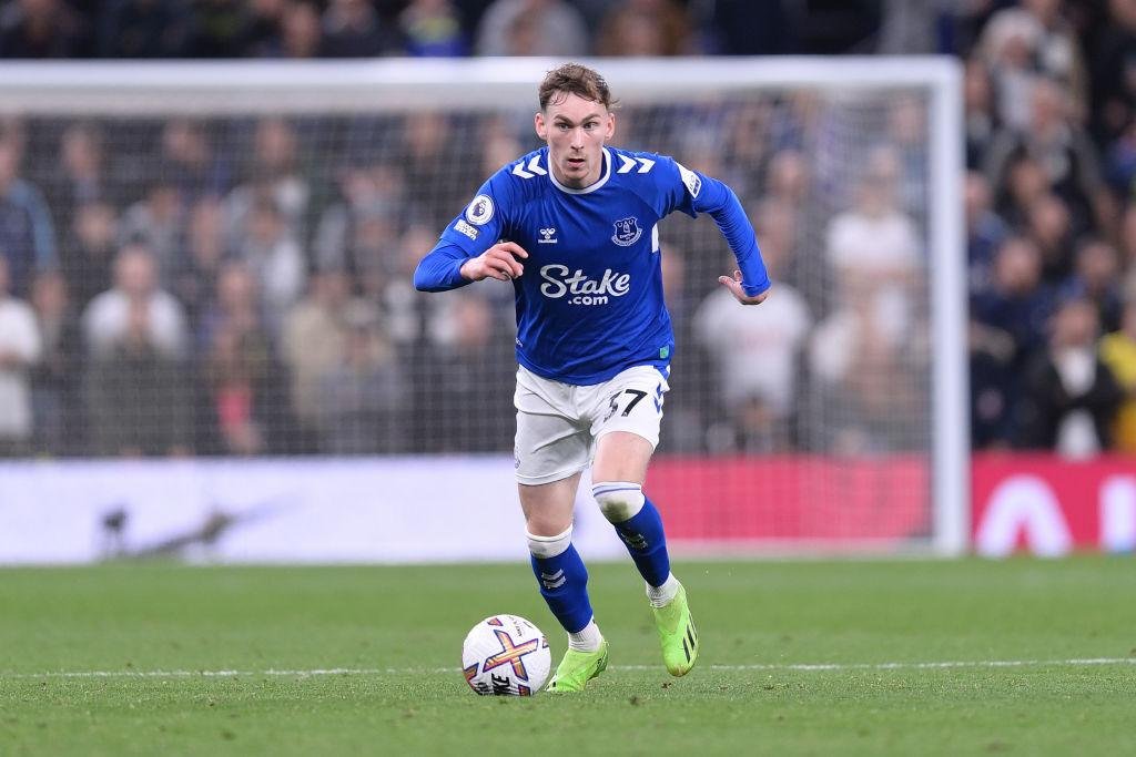 James Garner To Sign New Everton Deal Amid AC Milan Interest 10 James Garner signs new everton contract